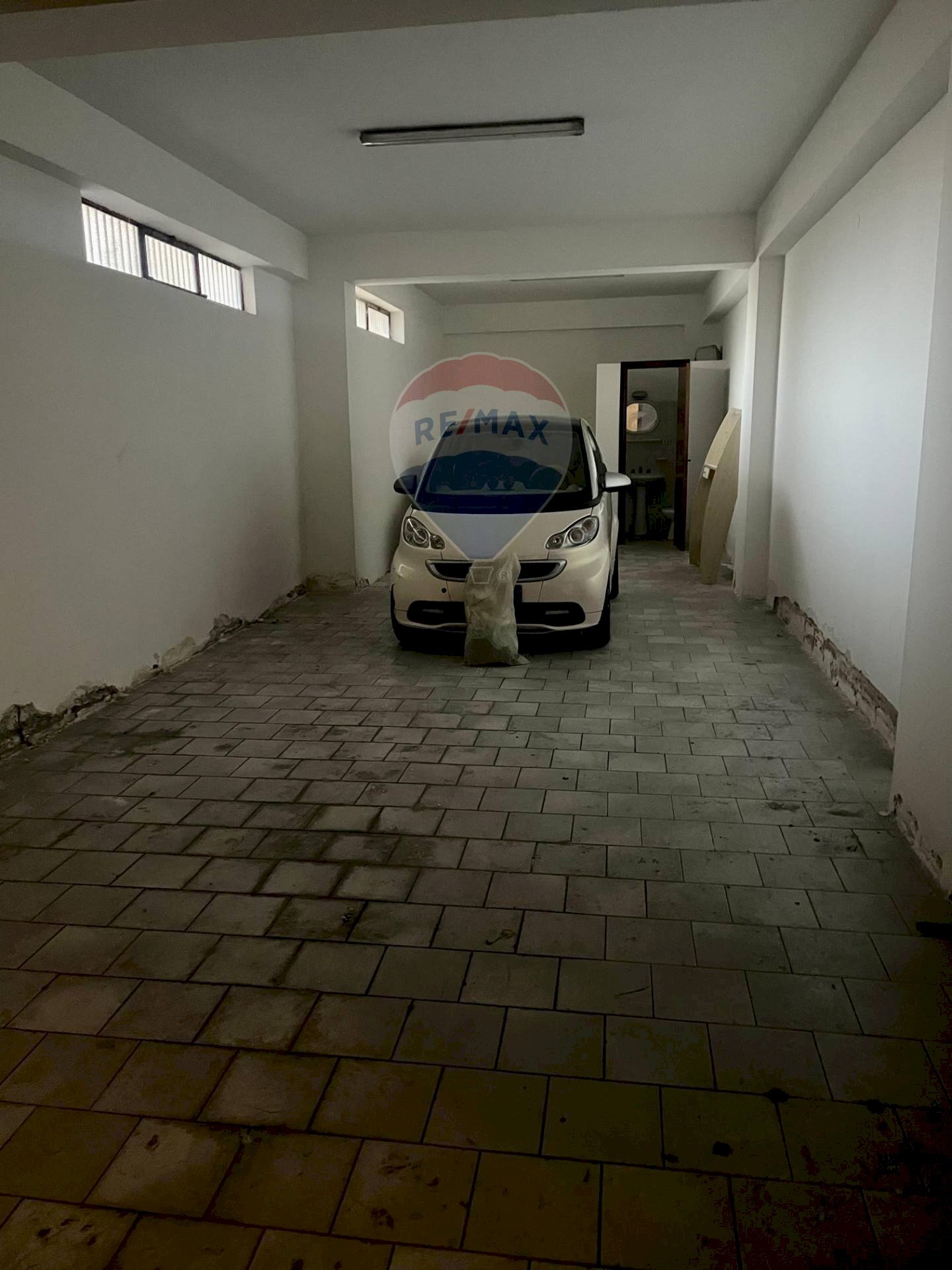 Parcheggio - Box Via Sottotenente Vincenzo Barbagallo
 
75, Acireale - foto 3