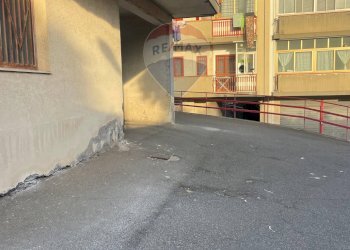 Edificio all\'aperto - Box Via Sottotenente Vincenzo Barbagallo
 
75, Acireale - foto 10