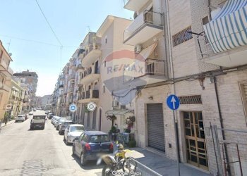 Edificio all\'aperto - Locale Commerciale Via Gargano
 
29, Manfredonia - foto 4