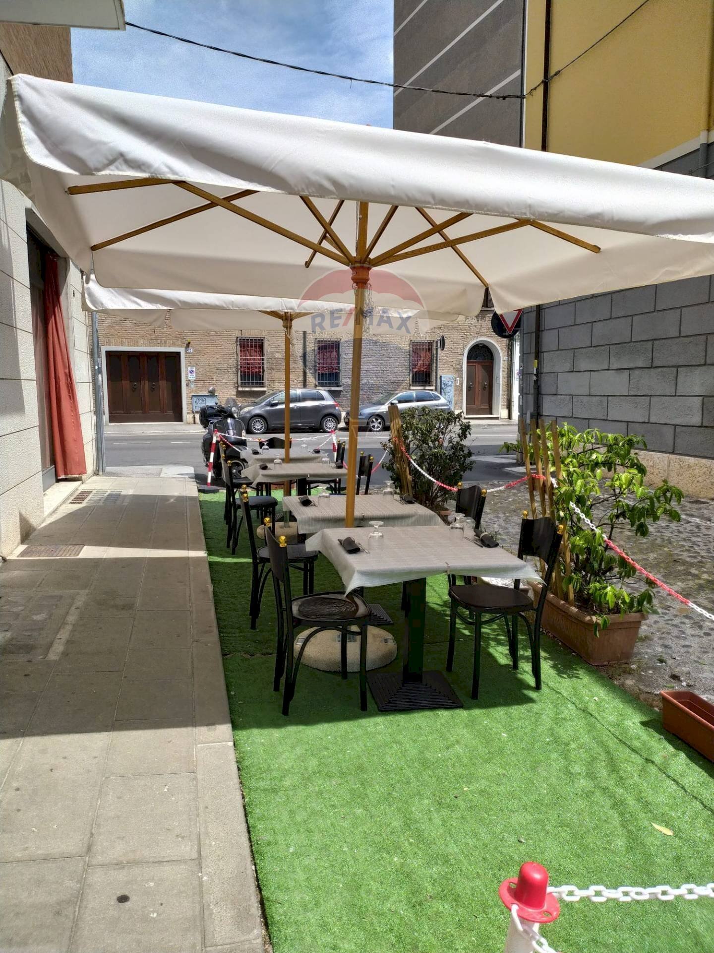 Terrazza - Attività Commerciale corso porta po
 
38, Ferrara - foto 1