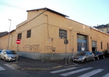 Foto 1 - Shed via Arezzo
 
12, Torino - photo 1