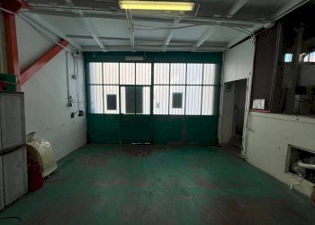 Foto 3 - Shed via Arezzo
 
12, Torino - photo 3