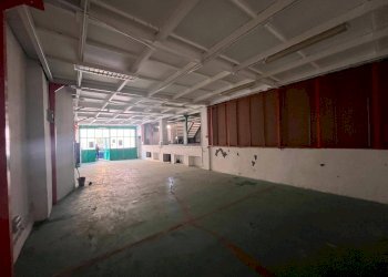 Foto 2 - Shed via Arezzo
 
12, Torino - photo 2