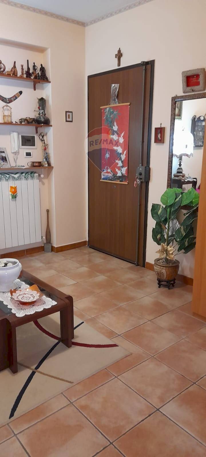 Hall / corridoio - Bilocale Via XXVI Ottobre
U, Teano - foto 3