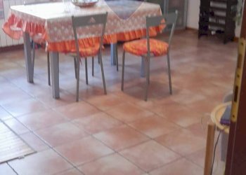 Sala da pranzo - Two-room apartment Via XXVI Ottobre
 
U, Teano - photo 4