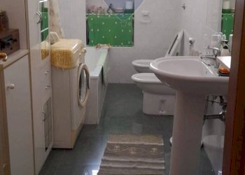 Bagno - Two-room apartment Via XXVI Ottobre
 
U, Teano - photo 10