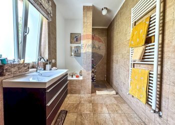 Bagno - Villa Via Case Rossi
 
2, Villa Minozzo - foto 17
