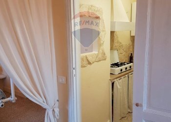 Hall / corridoio - Trilocale Via Finocchiaro Aprile
 
3, Modica - foto 3