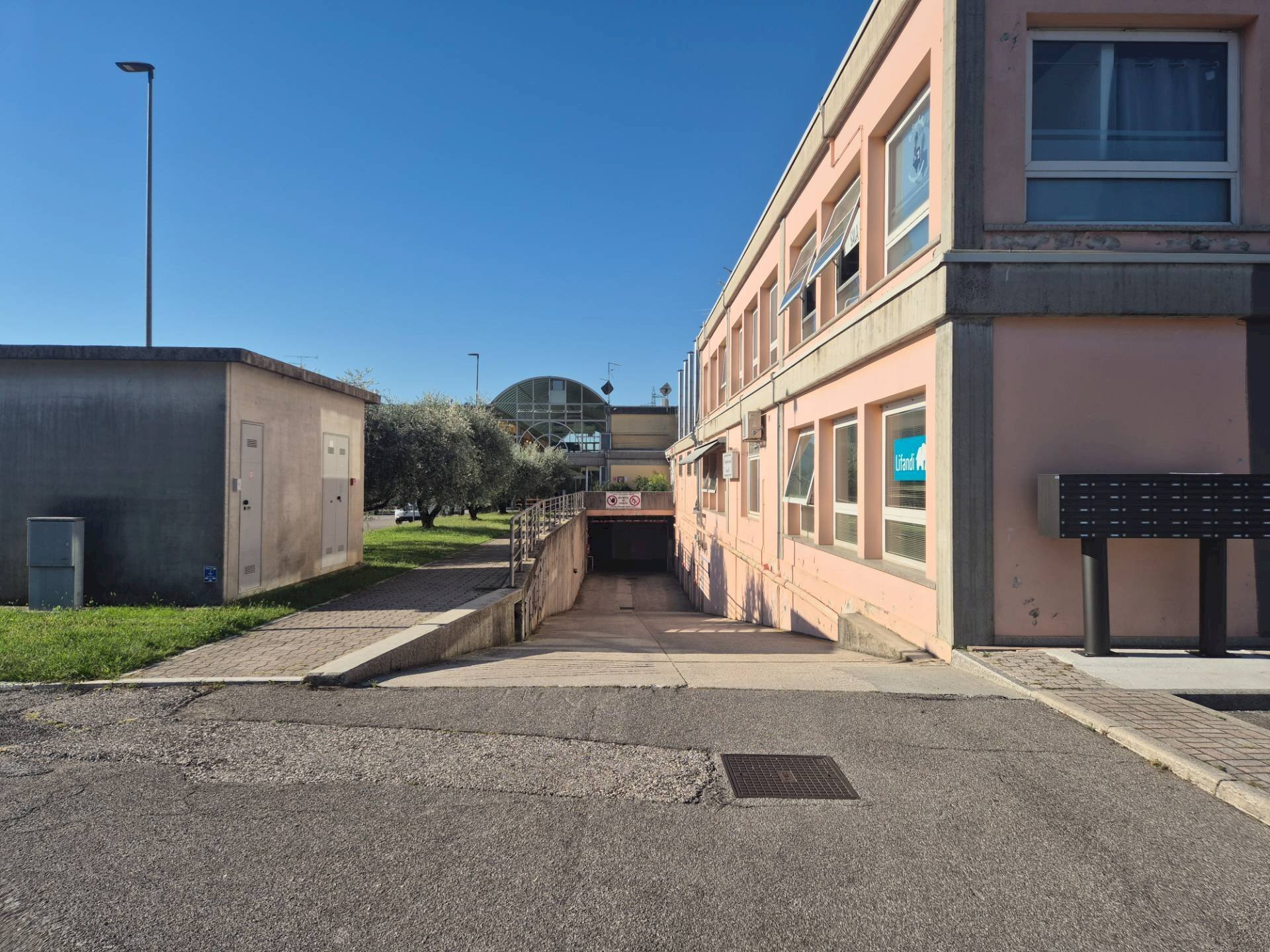 Foto 1 - Warehouse Pascoli, Affi - photo 1