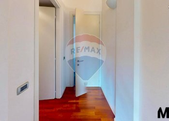 Hall / corridoio - Terraced Villa via Riviera
 
1, Torre d'Isola - photo 35