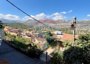 Vista delle montagne - Quadrilocale salita mulino vittoria
 
76, Palermo - foto 4