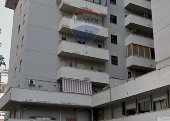 Edificio all\'aperto - Bilocale Largo Villaura
 
27, Palermo - foto 3