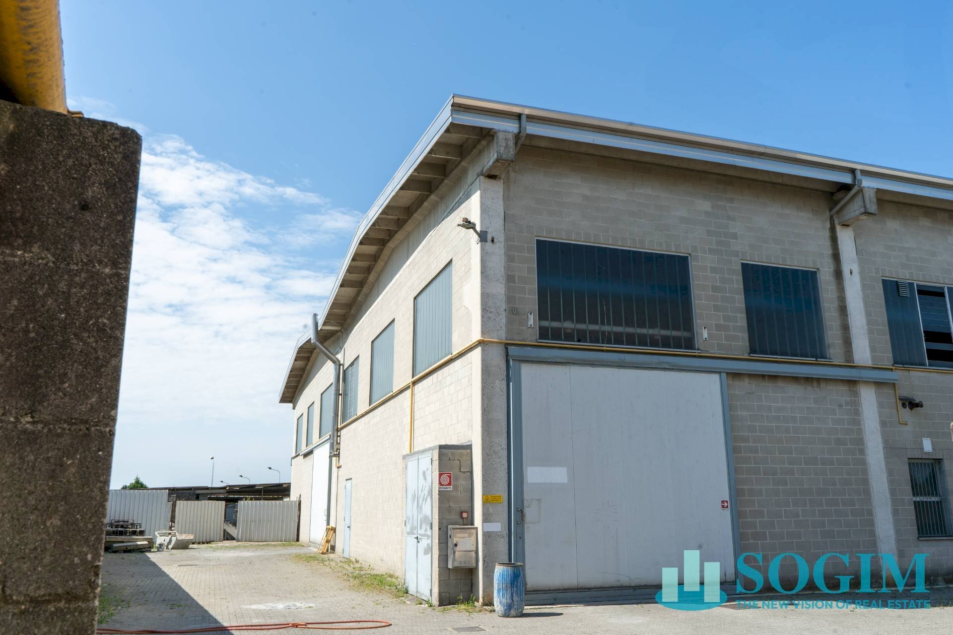 Esterno_2 - Capannone Via San Maurizio
 
1, Turate - foto 3