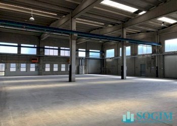 Interno_12 - Capannone Via San Maurizio
 
1, Turate - foto 16