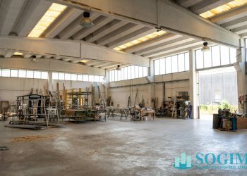 Interno_1 - Capannone Via  Guglielmetti
 
14, Mozzate - foto 2