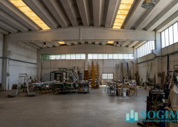 Interno_6 - Capannone Via  Guglielmetti
 
14, Mozzate - foto 7