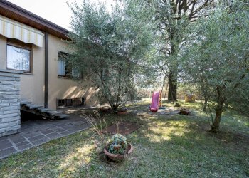 Foto 56 - Villa Via Monte santo
 
7, Albizzate - photo 56