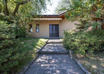 Foto 63 - Villa Via Monte santo
 
7, Albizzate - photo 63