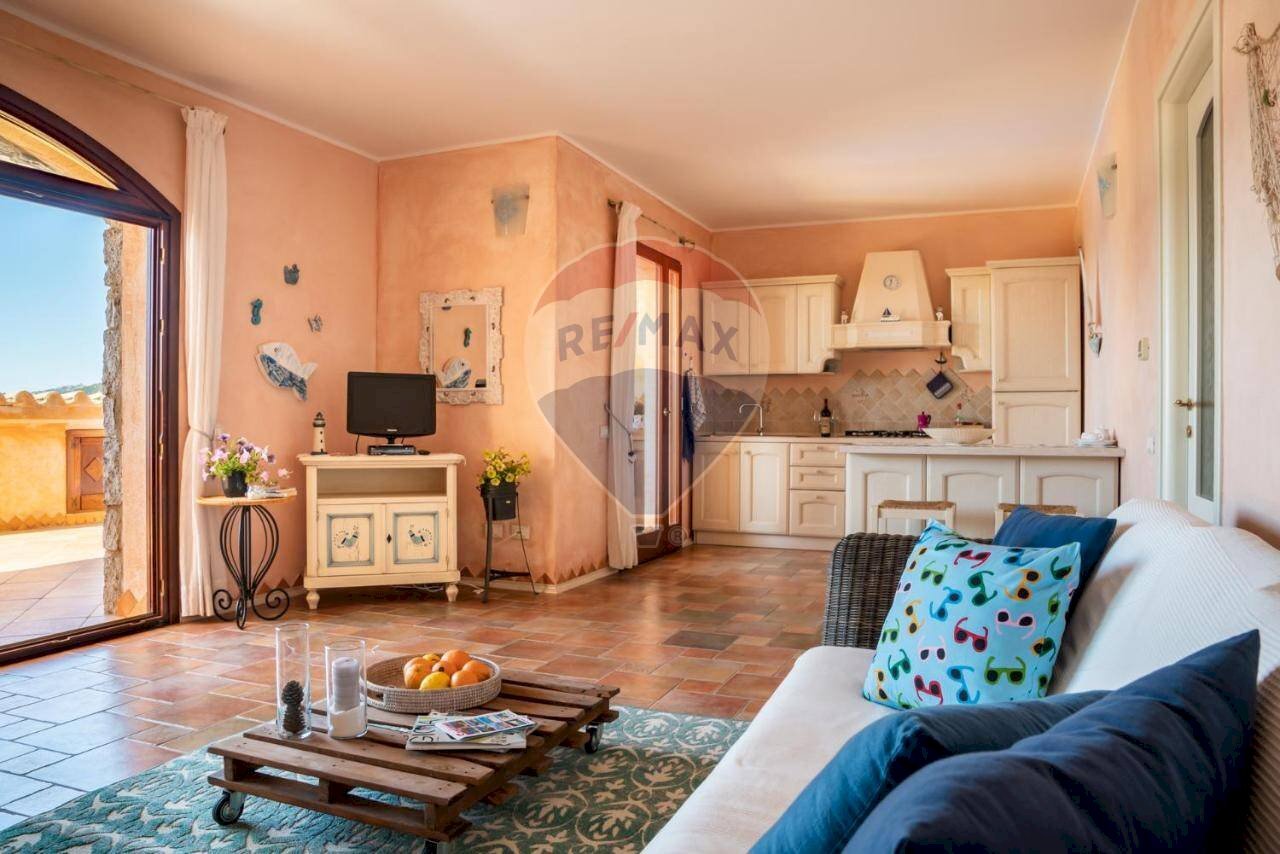 Soggiorno - Trilocale via Giovanni Pascoli
 
18/D, Domus De Maria - foto 1