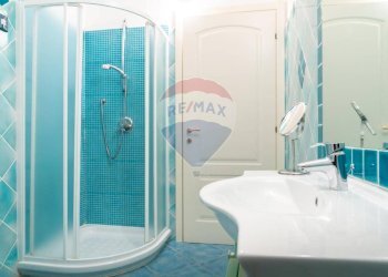 Bagno - Trilocale via Giovanni Pascoli
 
18/D, Domus De Maria - foto 15