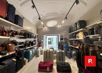 Foto 9 - Locale Commerciale Via San Giovanni
 
38, Caserta - foto 9