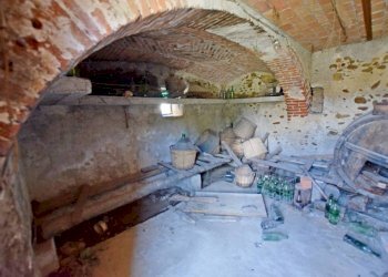 Cantina - Rustic via Emilio Sambuy, 44, Lesegno - photo 21