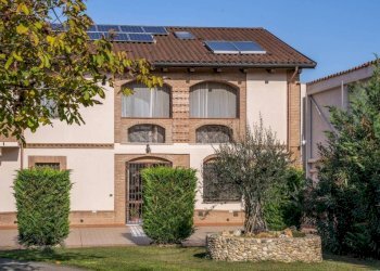 Facciata - Villa via Maniotto, 6, Carmagnola - foto 2