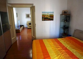 Camera da letto - Trilocale corso Luigi Andrea Martinetti, 1, Genova (zona Sampierdarena) - foto 14