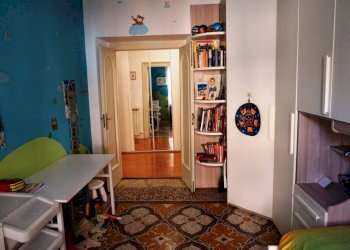 Ingresso - Trilocale corso Luigi Andrea Martinetti, 1, Genova (zona Sampierdarena) - foto 16