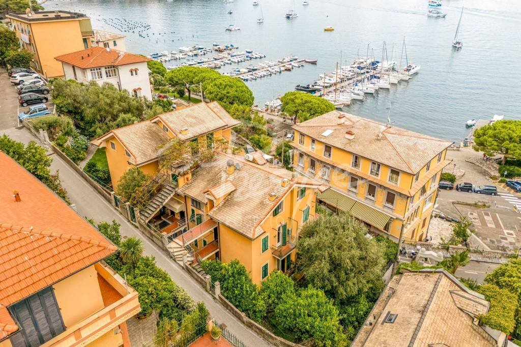 Vista - Quadrilocale via delle Ville, 8, Portovenere - foto 2