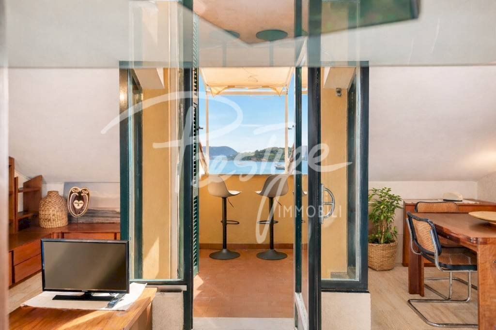 Balcone - Quadrilocale via delle Ville, 8, Portovenere - foto 2