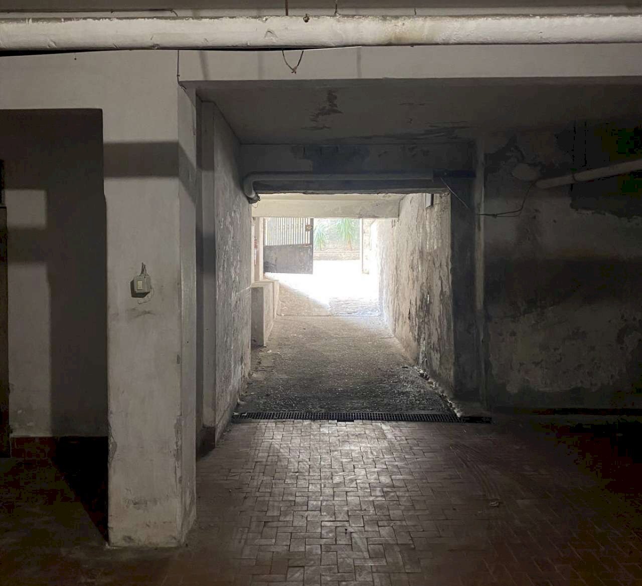 b9a059a6-a563-4edf-87ec-bc0671e05148 - Box via Jacini, 2, Genova (neighborhood Sestri Ponente) - photo 3