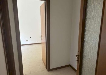 Disimpegno 3. - Bilocale via Beata Vergine del Carmelo, Roma (zona Mostacciano) - foto 11