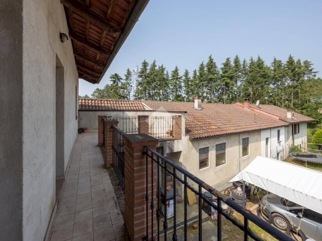 Semi-detached house Via garibaldi, Arignano - photo 3