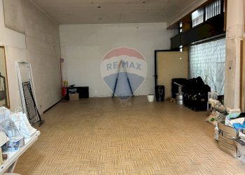 Stanza vuota - Ufficio LARGO ENRICO TOTI
 
9, Burago di Molgora - foto 2