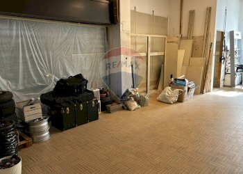 Parcheggio - Ufficio LARGO ENRICO TOTI
 
9, Burago di Molgora - foto 4