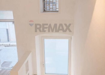 Scale - Bilocale Via Gioacchino Rossini
 
55, Triggiano - foto 2