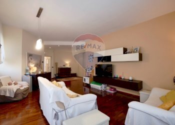 Soggiorno - Quadrilocale Via Lonigro
 
17, Bari - foto 8