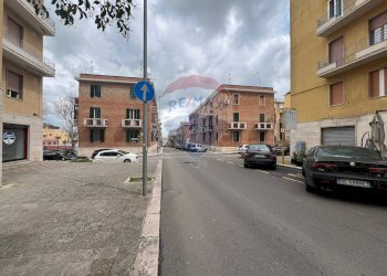 Edificio all\'aperto - Locale Commerciale Matera - foto 1