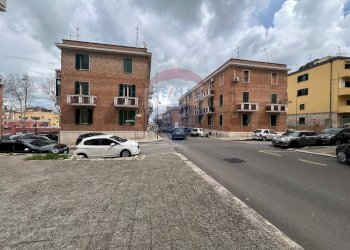 Edificio all\'aperto - Locale Commerciale Matera - foto 3