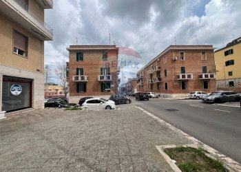 Edificio all\'aperto - Locale Commerciale Matera - foto 7