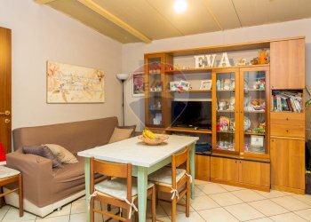 Sala da pranzo - Casa semi indipendente Via Lenin
 
109, Misterbianco - foto 21