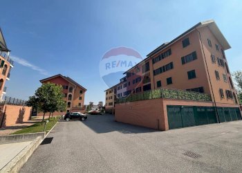 Edificio all\'aperto - Trilocale Via Toscana
 
5, Lacchiarella - foto 26