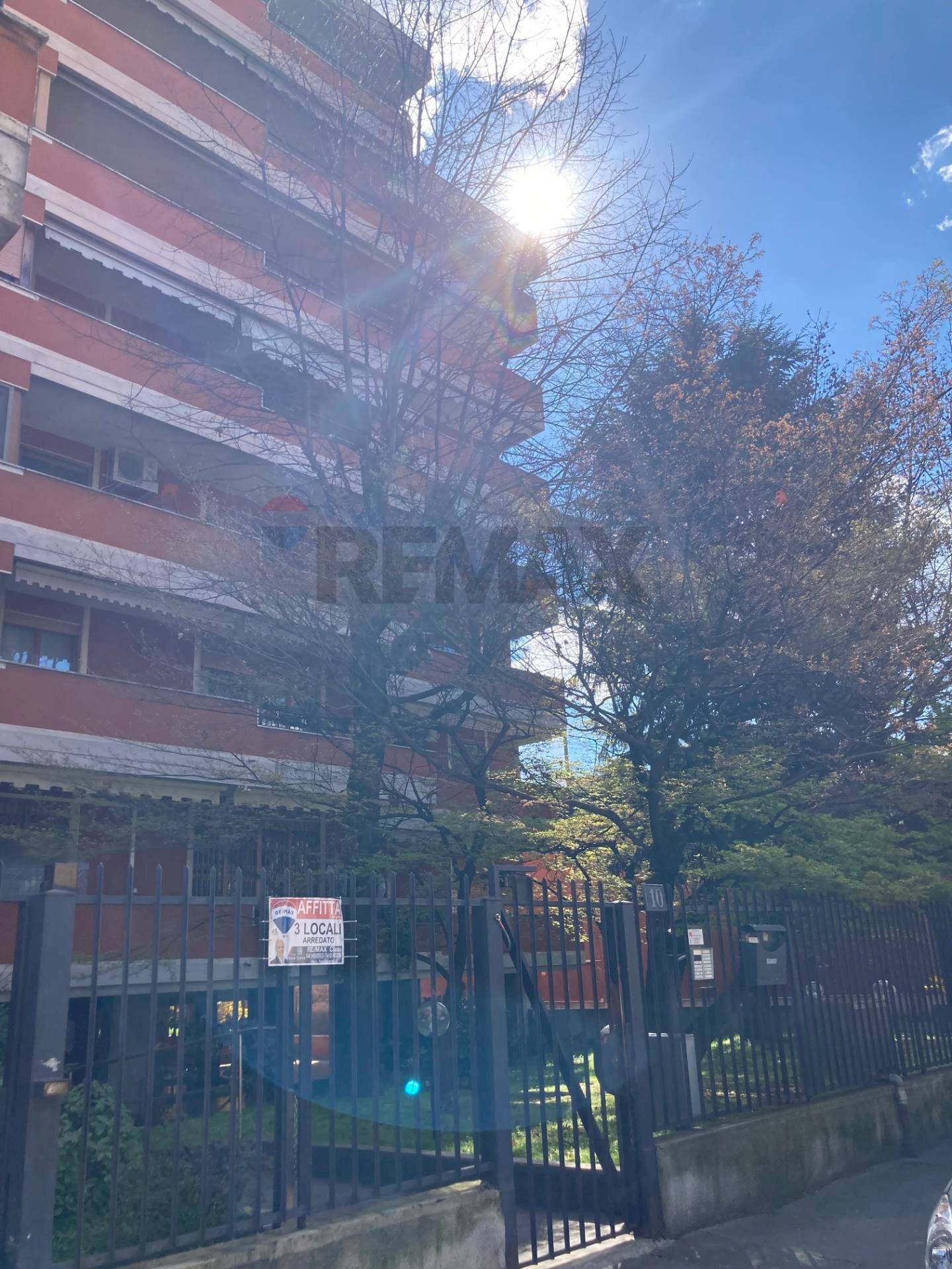 Edificio all\'aperto - Trilocale Via Vignati
 
10, Milano - foto 1