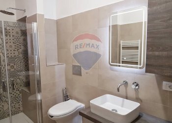 Bagno - Trilocale Via Vignati
 
10, Milano - foto 16