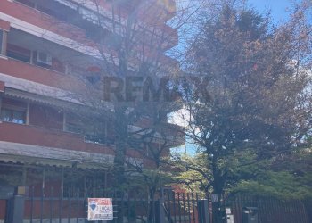 Edificio all\'aperto - Trilocale Via Vignati
 
10, Milano - foto 1