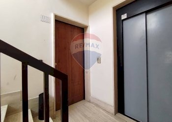 Hall / corridoio - Quadrilocale Via Bandinelli
 
15, Surbo - foto 4