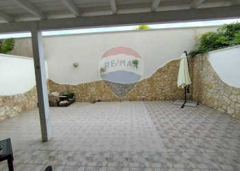 Terrazza - Quadrilocale Via Bandinelli
 
15, Surbo - foto 25