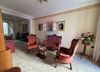 Soggiorno - Casa indipendente Gabriele D'Annunzio
 
13, Salice Salentino - foto 3