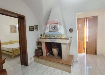 Soggiorno - Casa indipendente Via Armando Diaz
 
20, Salice Salentino - foto 10